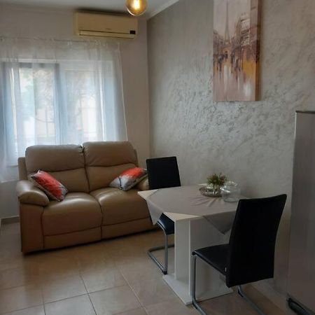 Apartmani Mira Zadar Bagian luar foto