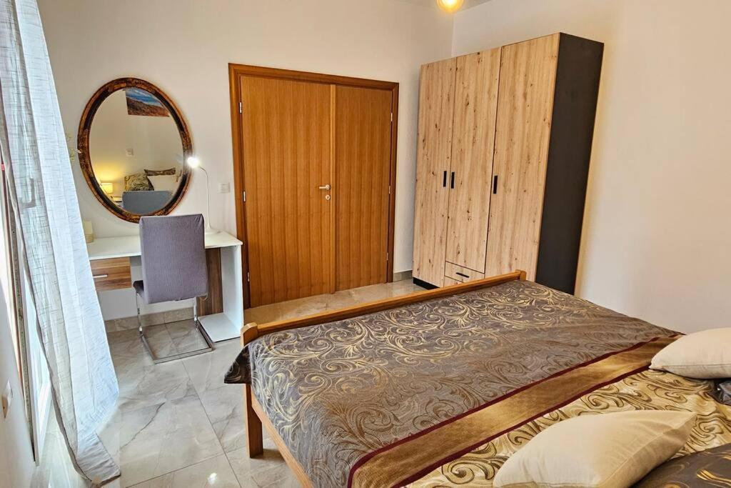 Apartmani Mira Zadar Bagian luar foto