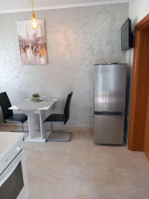 Apartmani Mira Zadar Bagian luar foto